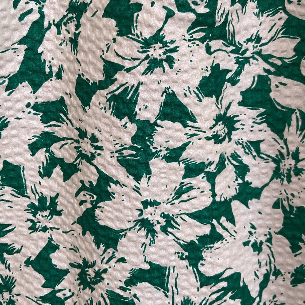 French Paris Green Floral Mini Dress with Puff Sleeves. Size Small - Picture 3 of 3